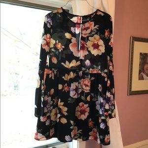 Forever 21 Size medium floral mini dress